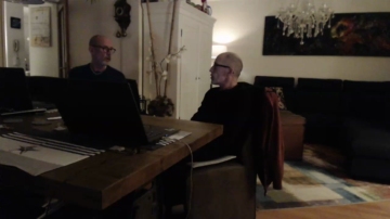 steiff01  09-11-2021 video spray milk